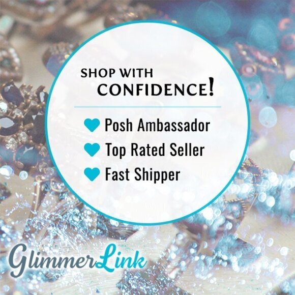 Avon SAQ Sparkling Y Necklace Giftset - Picture 10 of 11